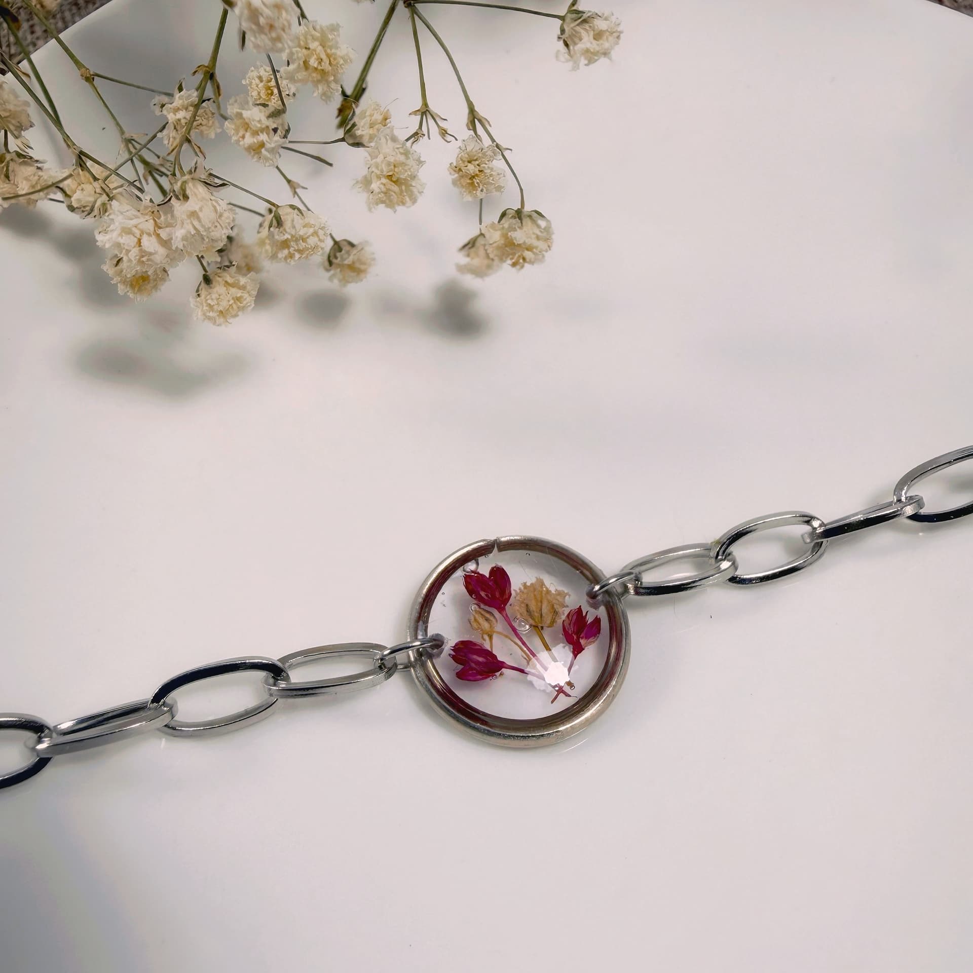 Pulsera ancha de dije Nº15 - Bordó y Plateado